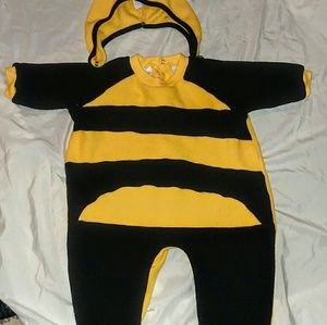BABY BEGINNINGS small child bee costume with hat.